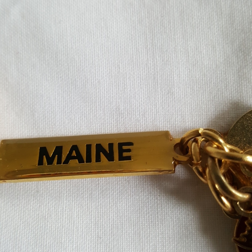 MAINE LOGO KEY CHAIN - Picture 4 of 4